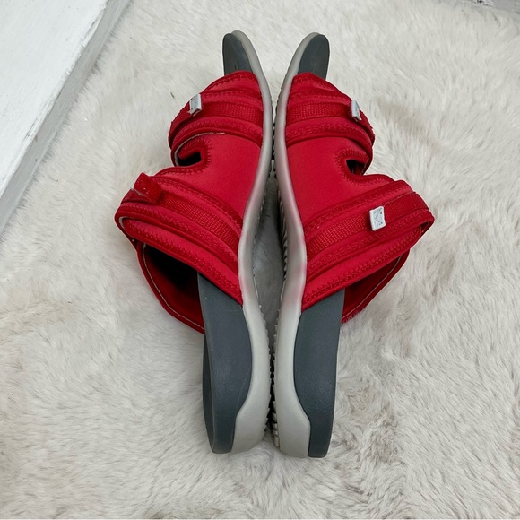 Vionic Sarah Slide Sandals - Picture 6 of 9